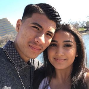 Meet your Posher, Cesar